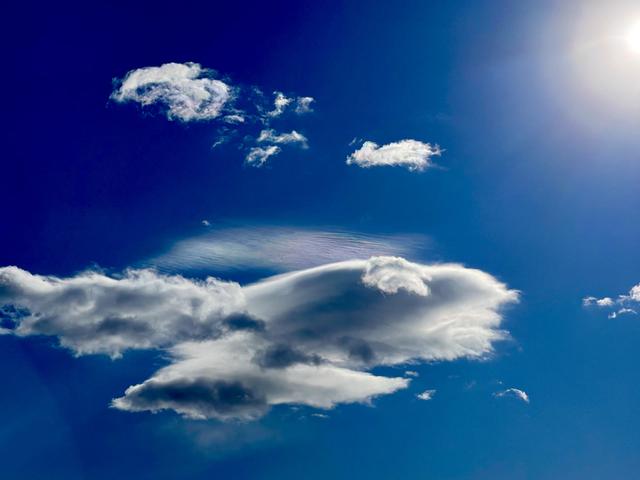 天空彩天下彩資料免費(fèi)，天空彩與天下彩資料大全，免費(fèi)獲取