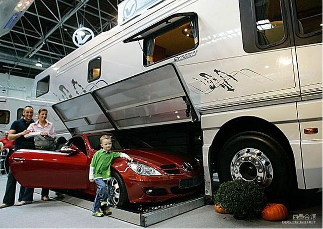 探索未來，2025新澳門正版免費(fèi)資本車的時(shí)代來臨，2025新澳門正版免費(fèi)資本車時(shí)代，探索未來的機(jī)遇與挑戰(zhàn)