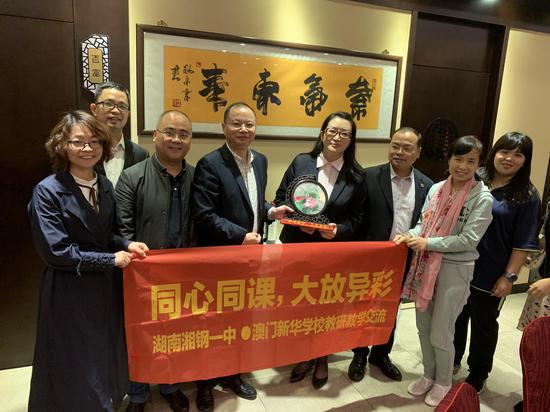澳門一碼一肖一特一中直播結(jié)果，揭秘與解析，澳門直播結(jié)果揭秘與解析，一碼一肖一特一中獨(dú)家解析